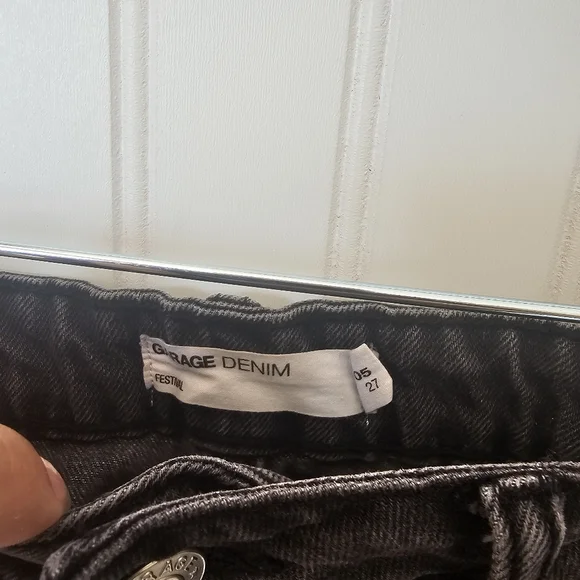 Garage Black Distressed Jean Shorts - Picture 4 of 5